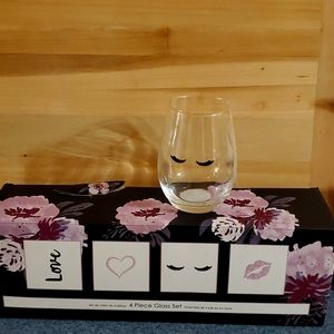 Four piece glass set for a woman, very adorable